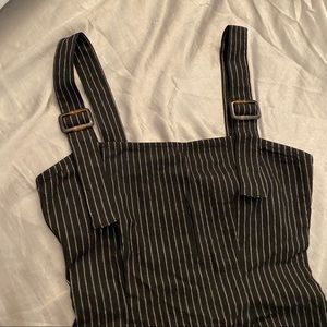 Buckle straps mini dress